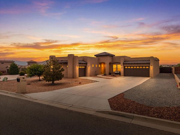 1720 21st Avenue SE, Albuquerque, NM 87124