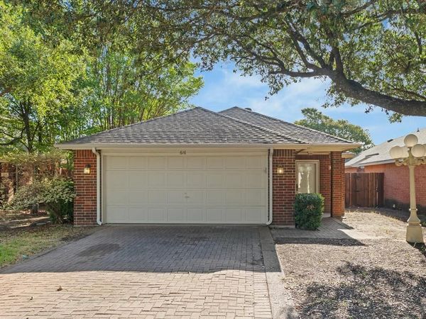 616 Renaissance Place, Cedar Hill, TX 75104