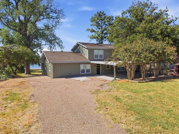 1031 Airport Road , Graford, TX 76449