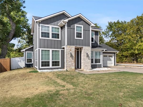 406 William Street, Pottsboro, TX 75076
