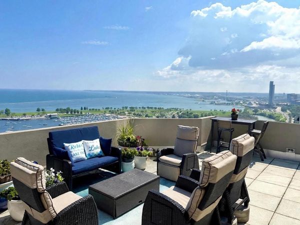 1660 N Prospect AVENUE, Unit 2407, Milwaukee, WI 53202