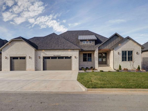 6041 S Dollison Avenue , Springfield, MO 65810