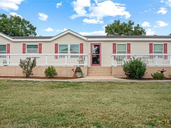 250 E 3rd Street , Bloomington, TX 77951