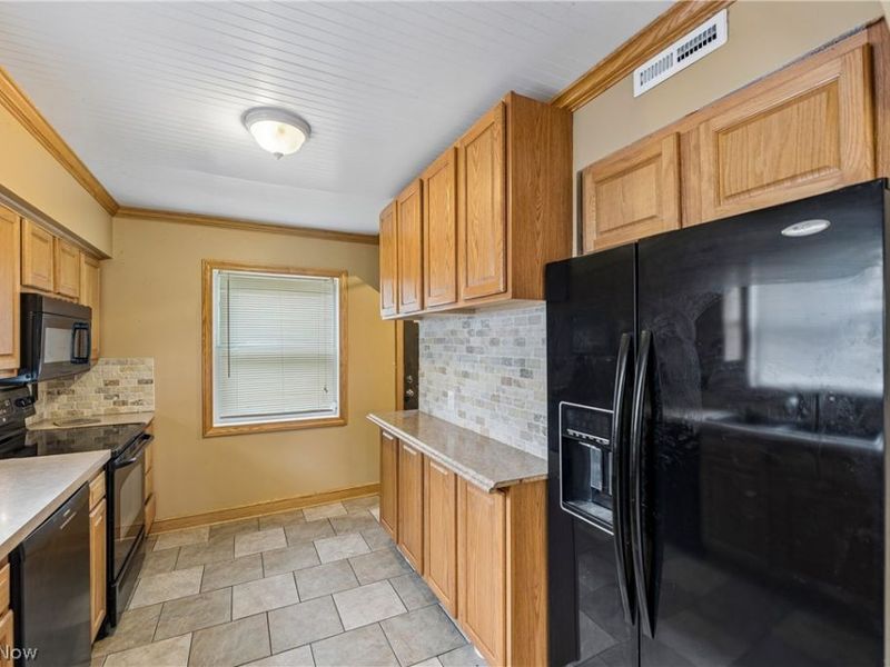 2143 Hillside Street, Cuyahoga Falls, OH 44221 Photo 11