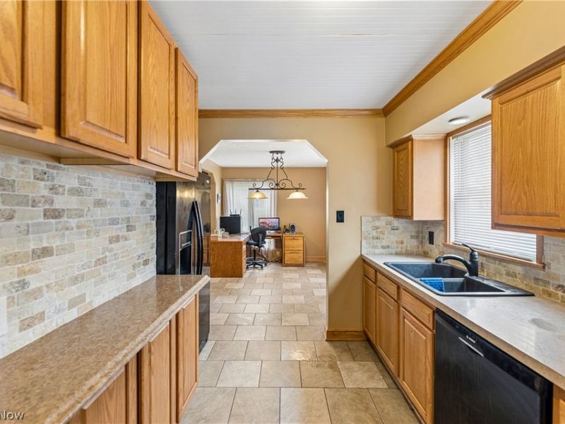 2143 Hillside Street, Cuyahoga Falls, OH 44221 Photo 13