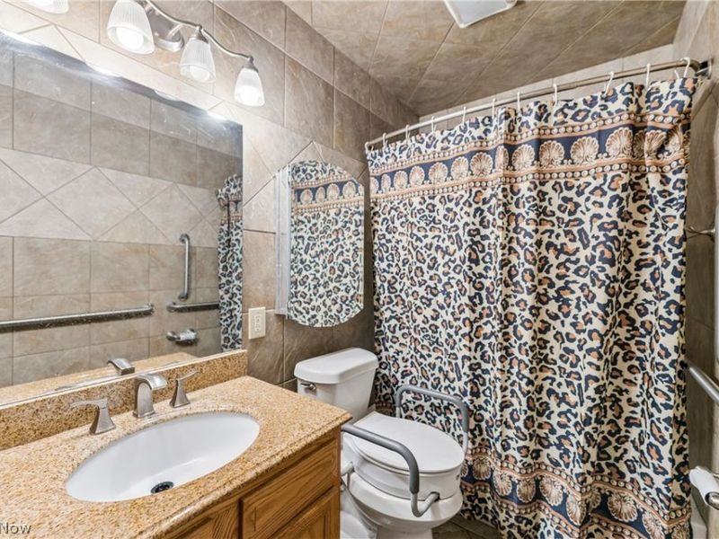 2143 Hillside Street, Cuyahoga Falls, OH 44221 Photo 18
