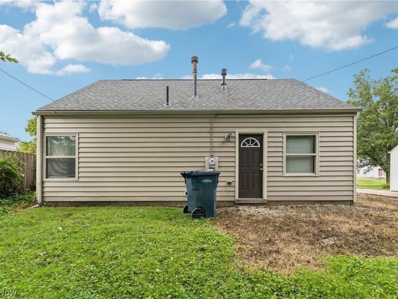 2143 Hillside Street, Cuyahoga Falls, OH 44221 Photo 31