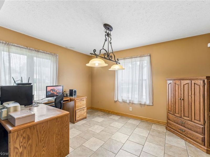 2143 Hillside Street, Cuyahoga Falls, OH 44221 Photo 8