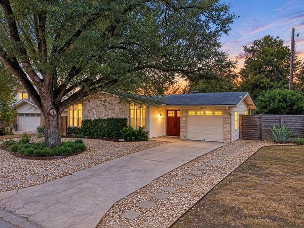 6810 Langston DR, Austin, TX 78723