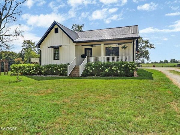 3854 Rugby Pike, Allardt, TN 38504