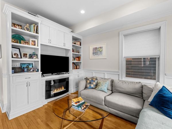 16 Emerson St, Unit 1, Boston, MA 02127