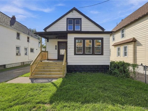 27 Johnson Street, Lackawanna, NY 14218