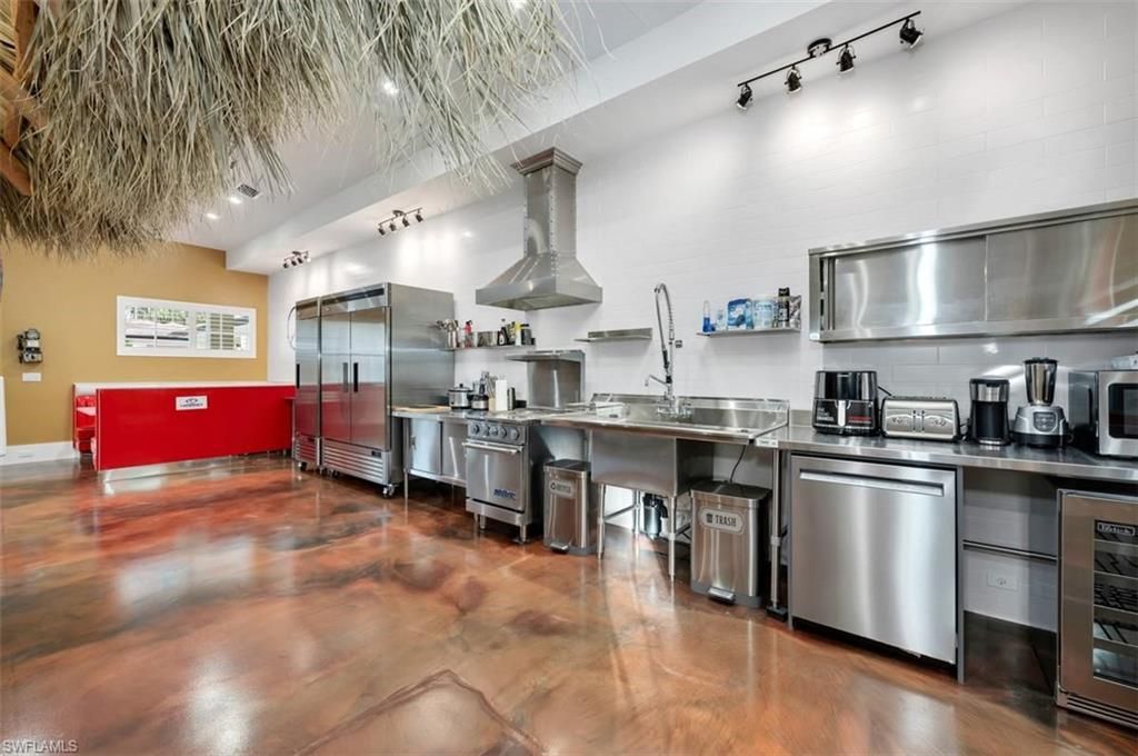 2401 Coach House Ln, Naples, FL 34105 Photo