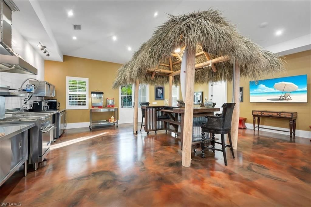 2401 Coach House Ln, Naples, FL 34105 Photo