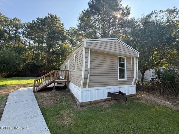 449 White Oak Lane , Midway Park, NC 28544