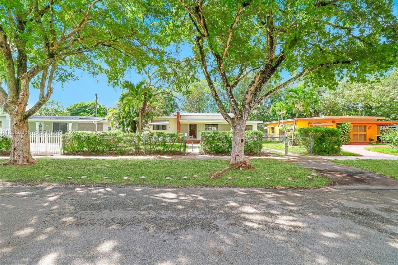 340 NW 128th St, North Miami, FL 33168 Photo