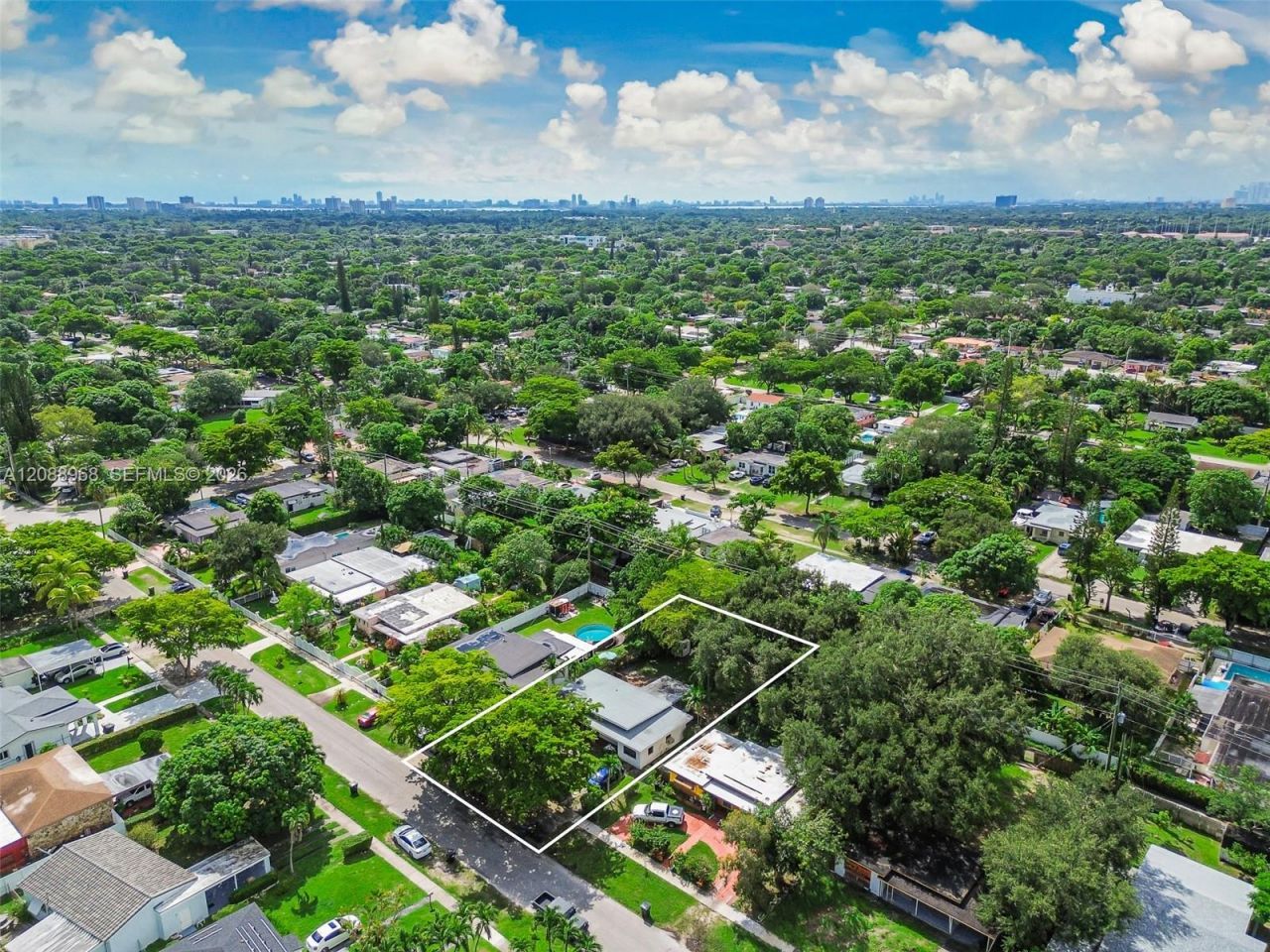 340 NW 128th St, North Miami, FL 33168 Photo