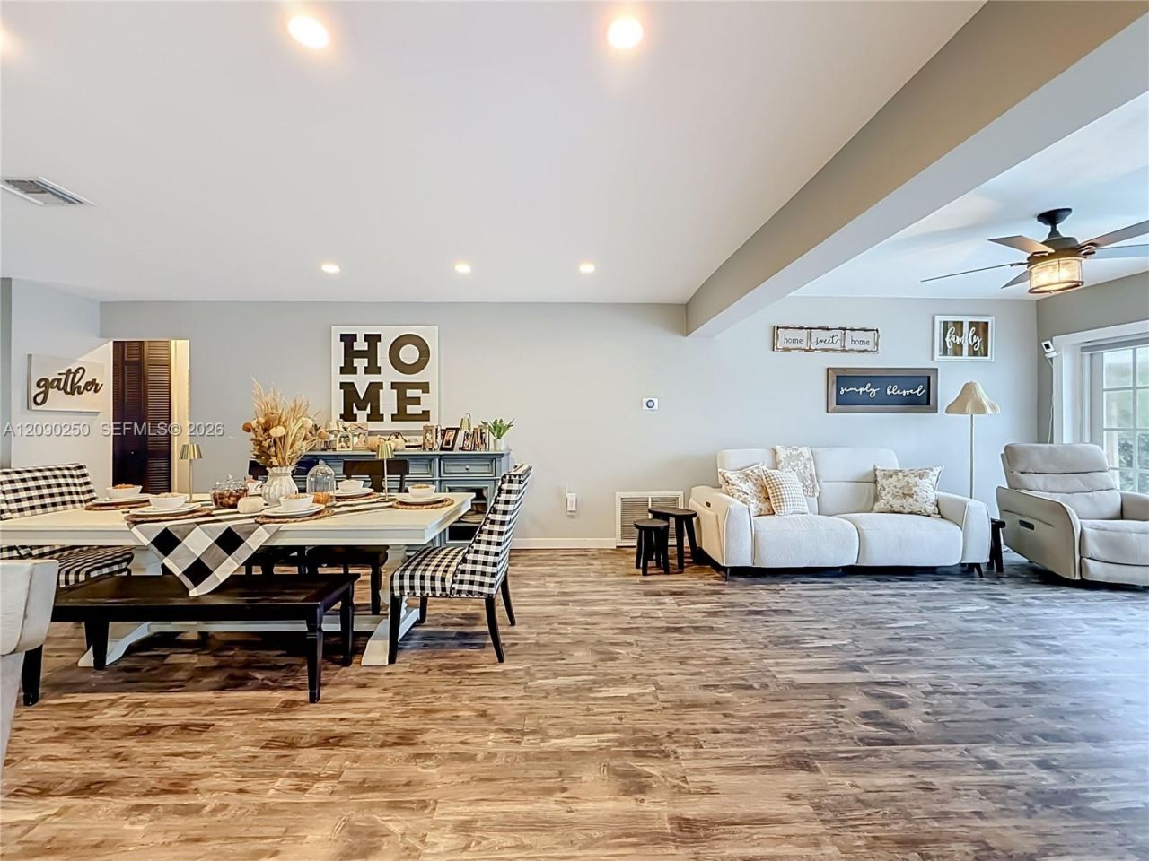 1150 NW 86th Ter, Pembroke Pines, FL 33024 Photo