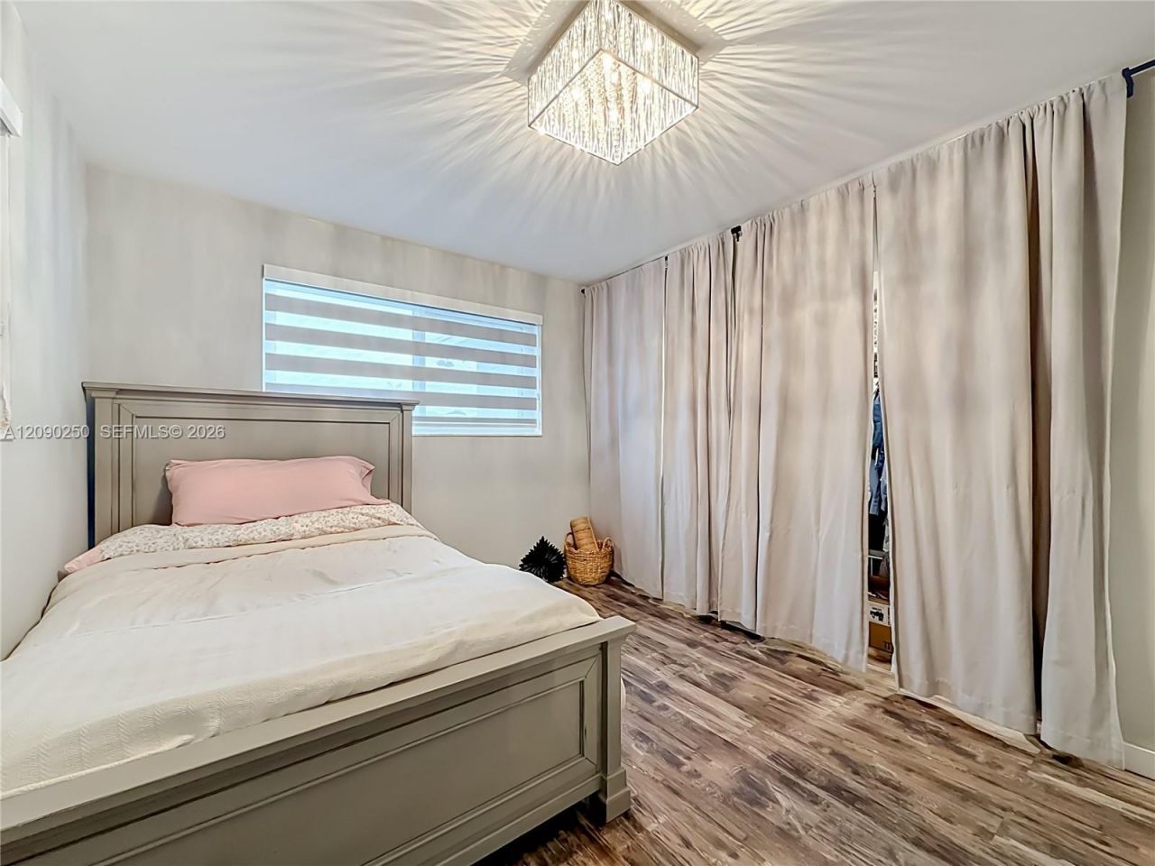 1150 NW 86th Ter, Pembroke Pines, FL 33024 Photo