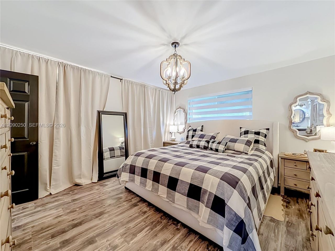 1150 NW 86th Ter, Pembroke Pines, FL 33024 Photo