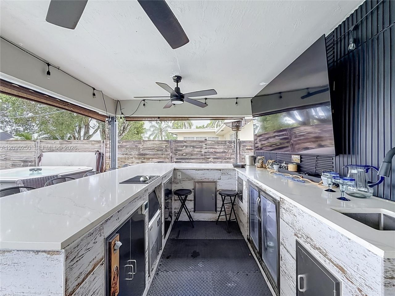 1150 NW 86th Ter, Pembroke Pines, FL 33024 Photo