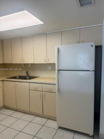 3945 SW 89th Ave, Unit 203, Miami, FL 33165 Photo