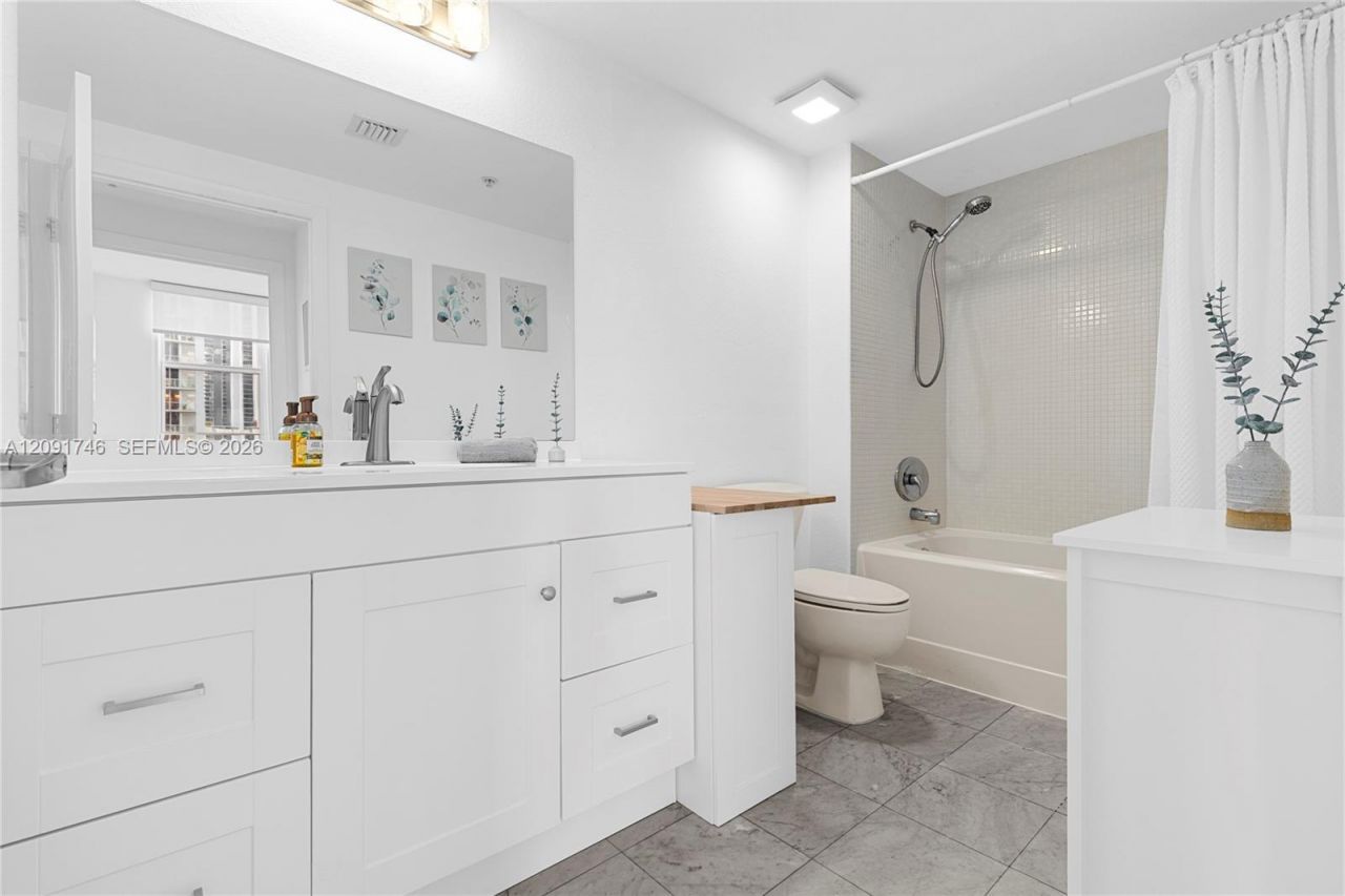 500 NE 29th St , Unit 804, Miami, FL 33137 Photo