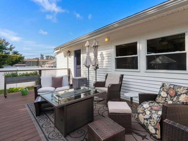 11 Acorn Street, Wareham, MA 02558