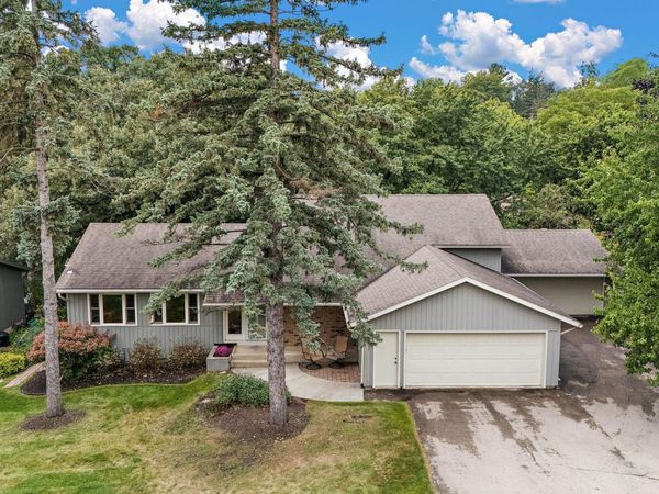 803 Sierra Lane NE, Rochester, MN 55906