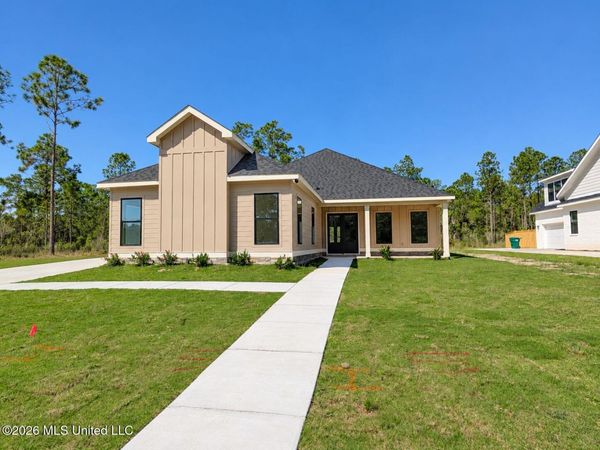11033 Grace Drive, Gulfport, MS 39503