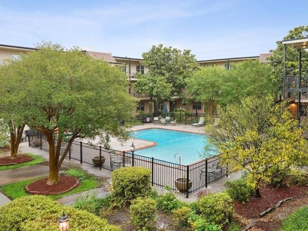 2732 WHITNEY Place, Unit 311, Metairie, LA 70002