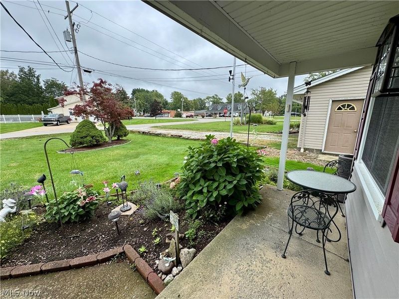 514 Carson Avenue, Grand River, OH 44045 Photo 2