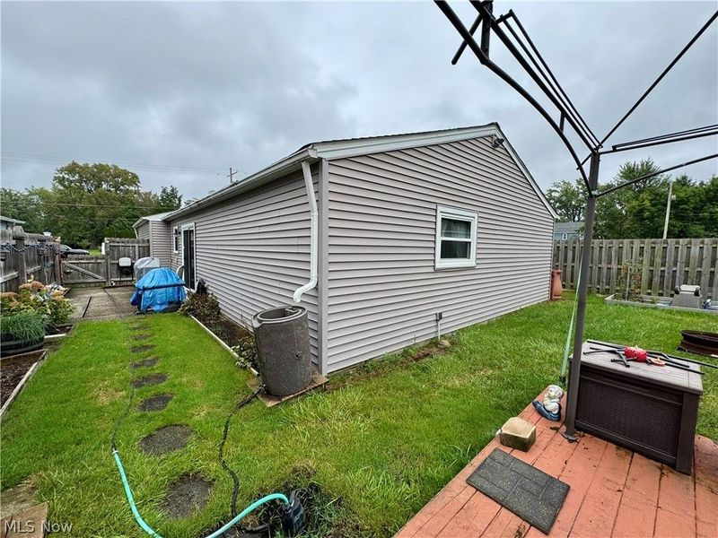 514 Carson Avenue, Grand River, OH 44045 Photo 22
