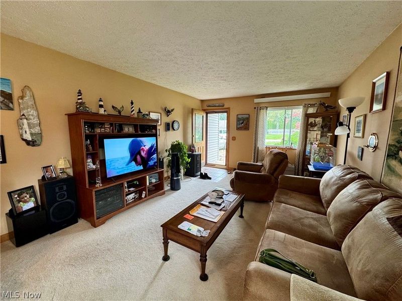 514 Carson Avenue, Grand River, OH 44045 Photo 4