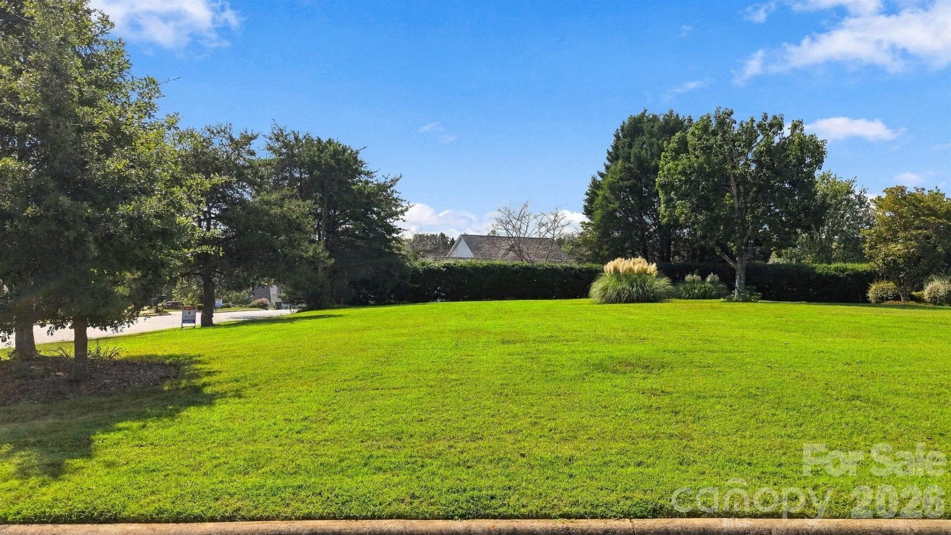 3736 Steve Ikerd Drive Ne, Hickory, NC 28601 Main Photo
