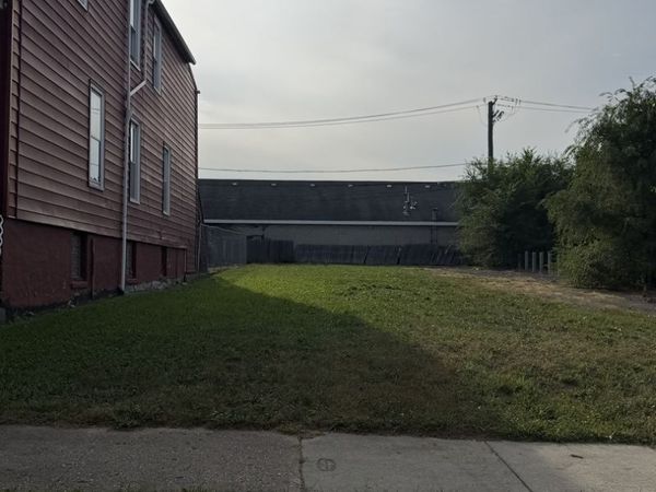 8224 S Emerald Avenue , Chicago, IL 60620