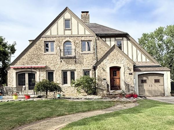 240 E Water Street , Oak Harbor, OH 43449