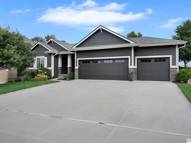 19912 Maple Street, Gretna, NE 68068