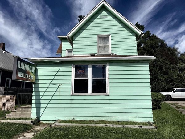 2206 E Michigan Avenue, Jackson, MI 49202
