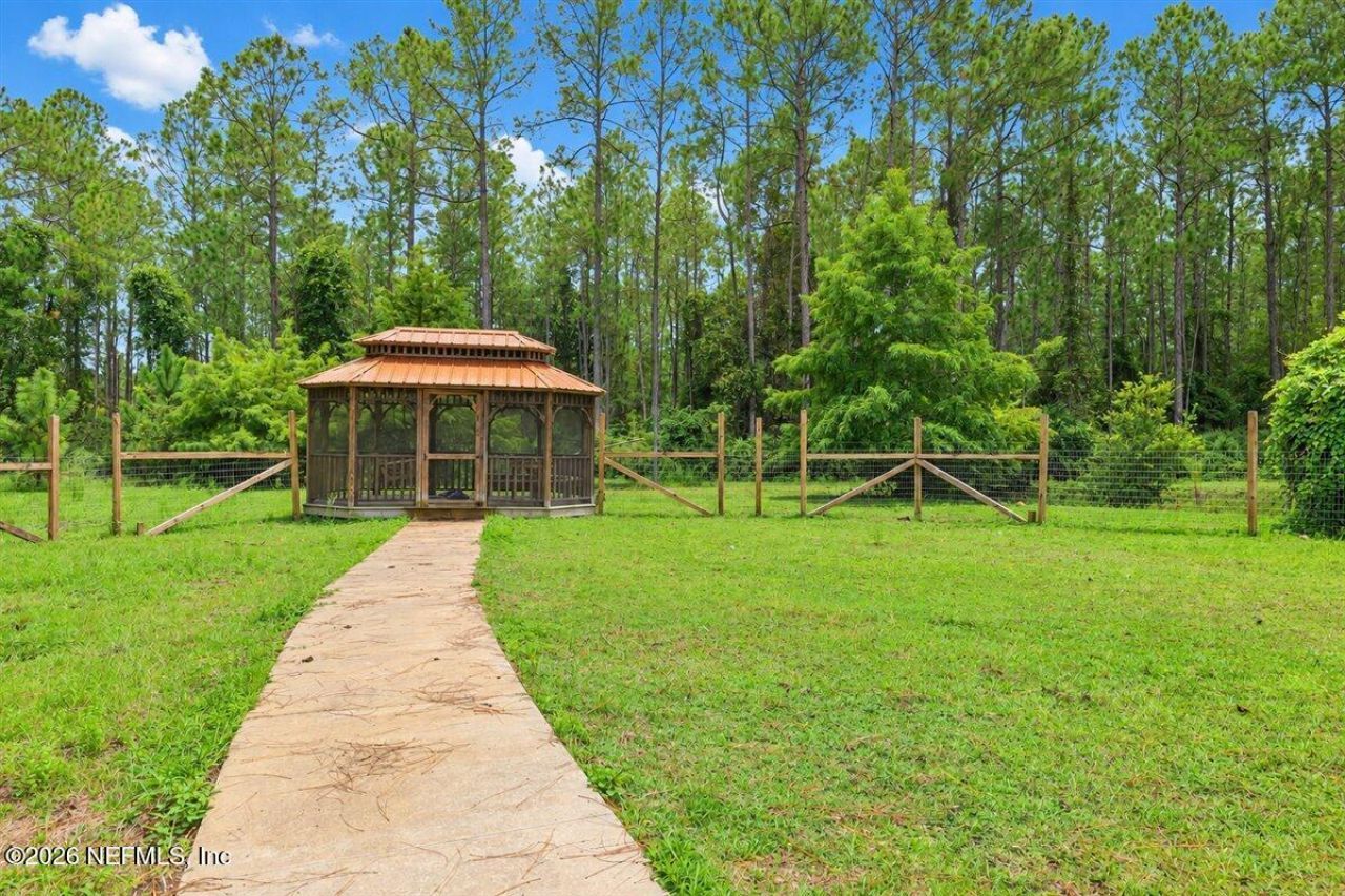 676 S County Road 315, Interlachen, FL 32148 Photo