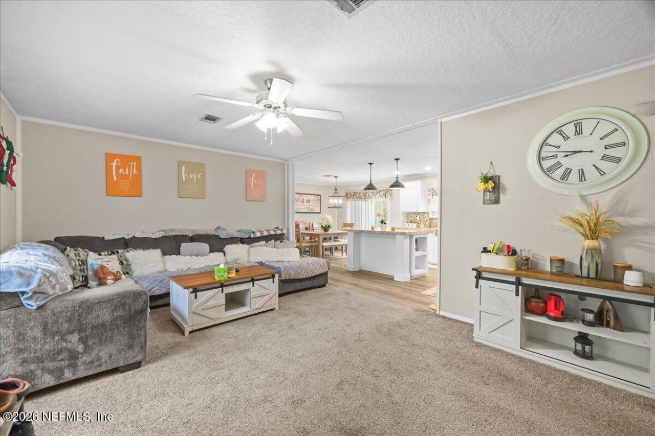 676 S County Road 315, Interlachen, FL 32148 Photo