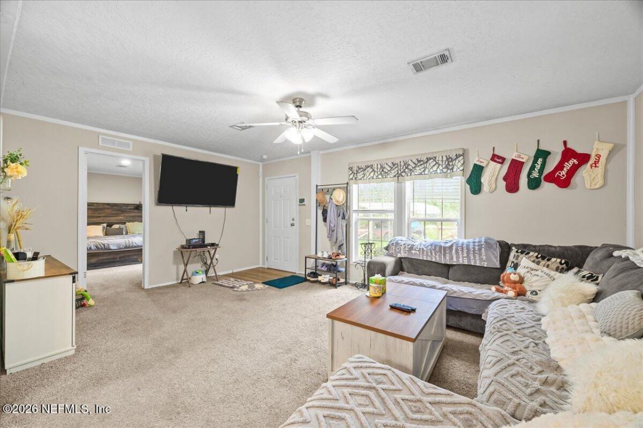 676 S County Road 315, Interlachen, FL 32148 Photo