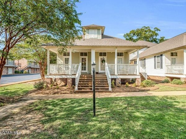 300 River Road, Starkville, MS 39759