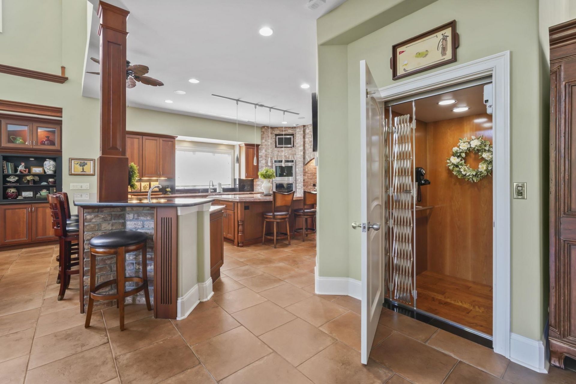 921 Morrall Dr. Photo 16