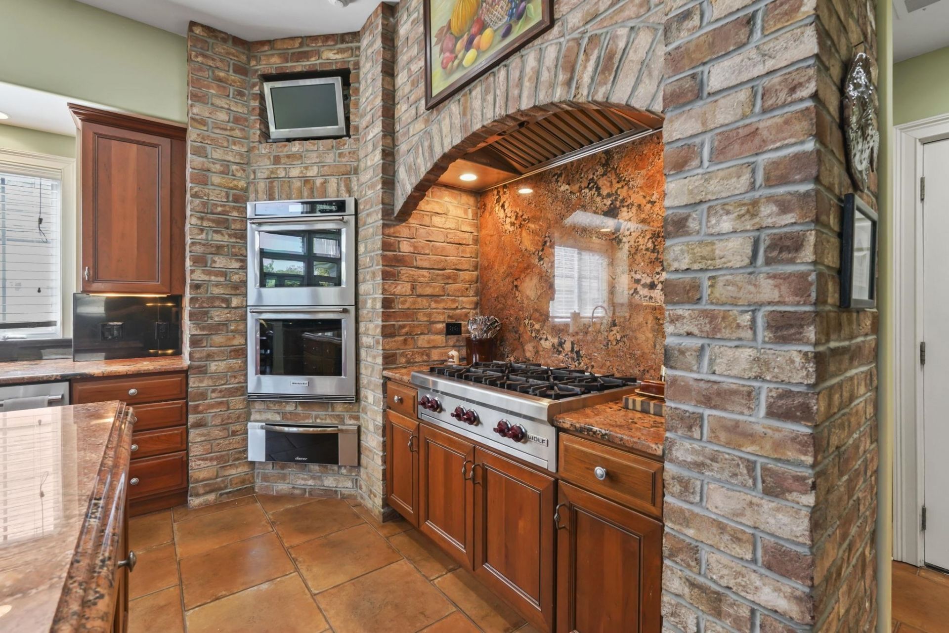 921 Morrall Dr. Photo 6