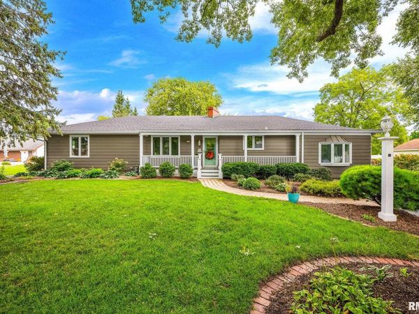 2121 N BROAD Street, Galesburg, IL 61401