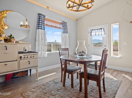 135 Cambridge Drive, Dayton, NV 89403 Photo