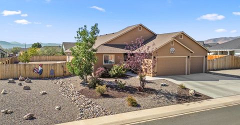 135 Cambridge Drive, Dayton, NV 89403 Photo