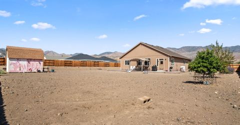 135 Cambridge Drive, Dayton, NV 89403 Photo