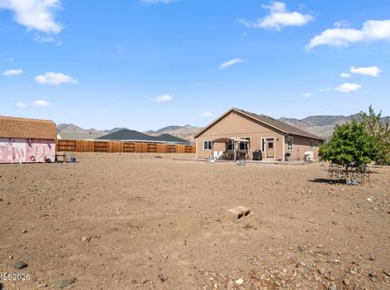 135 Cambridge Drive, Dayton, NV 89403 Photo